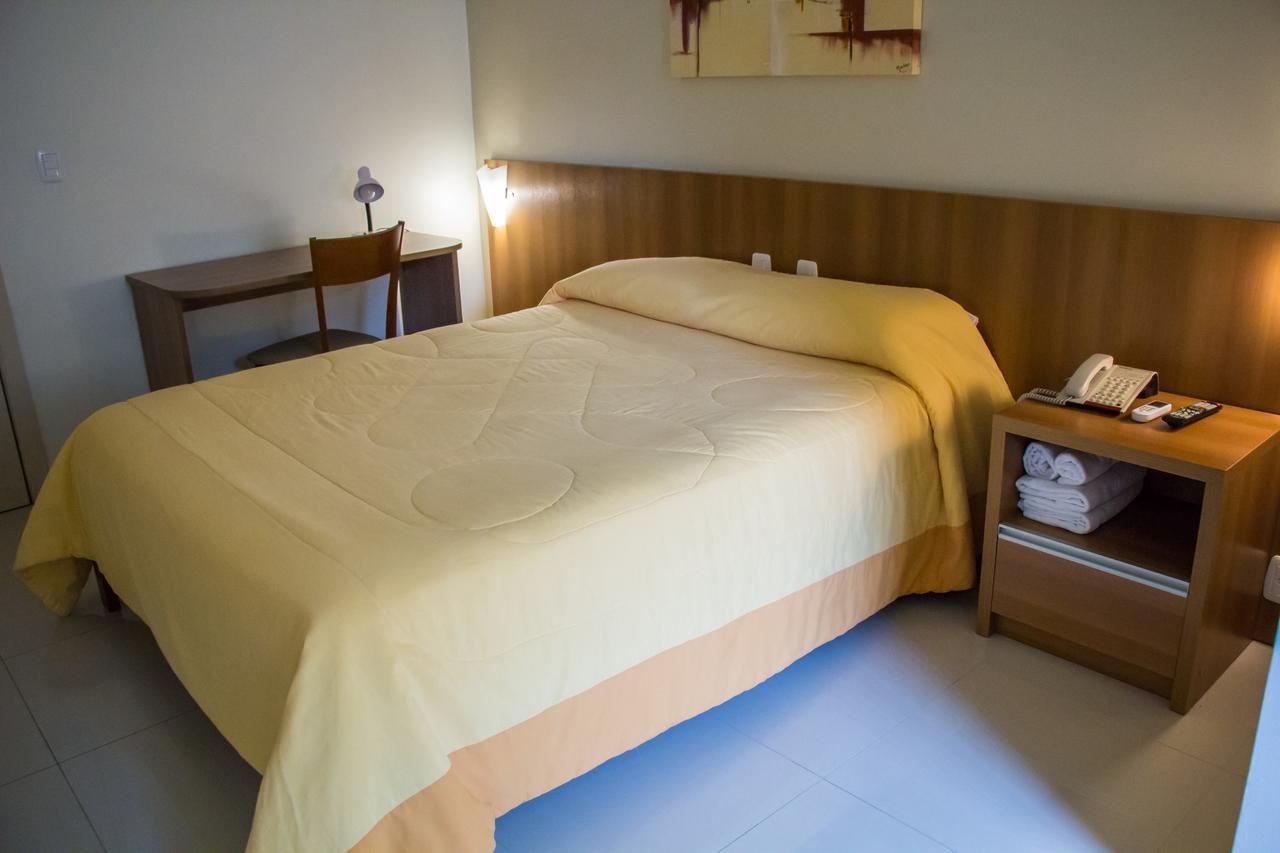 Hotel Fiorio Флорес-да-Куння Екстер'єр фото