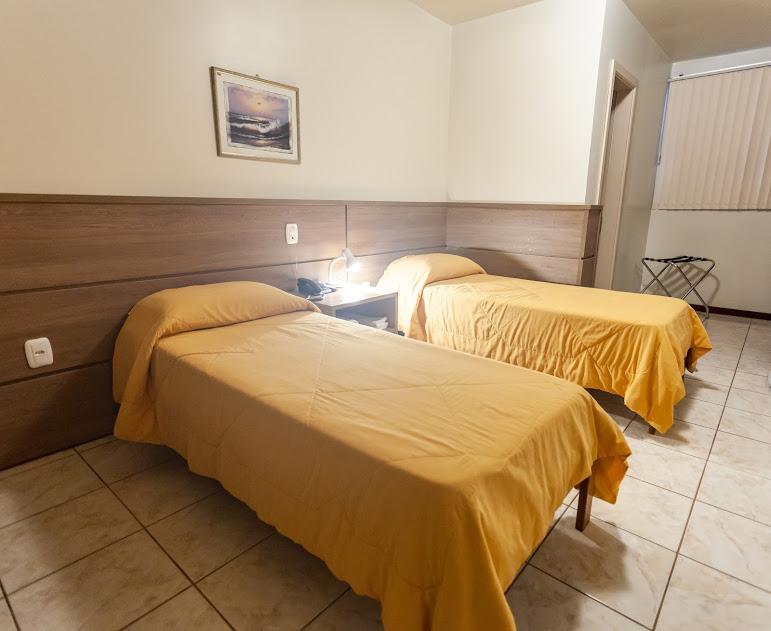 Hotel Fiorio Флорес-да-Куння Екстер'єр фото
